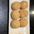 Best 芝麻球 Sweet Sesame Balls (6pcs) in Lexington, KY